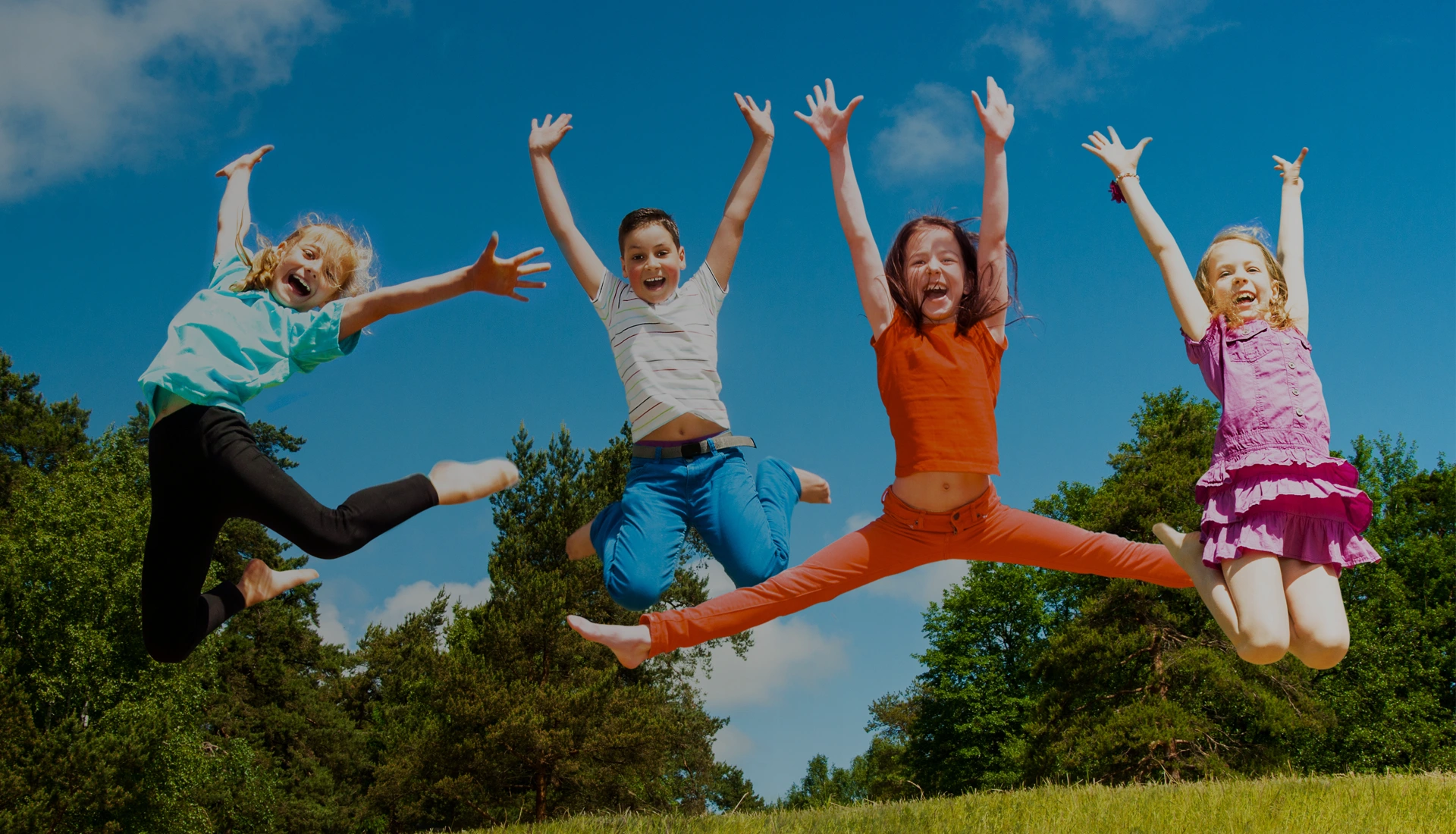 DIE WELT DER GLÜCKLICHEN UND ERFÜLLTEN KINDER